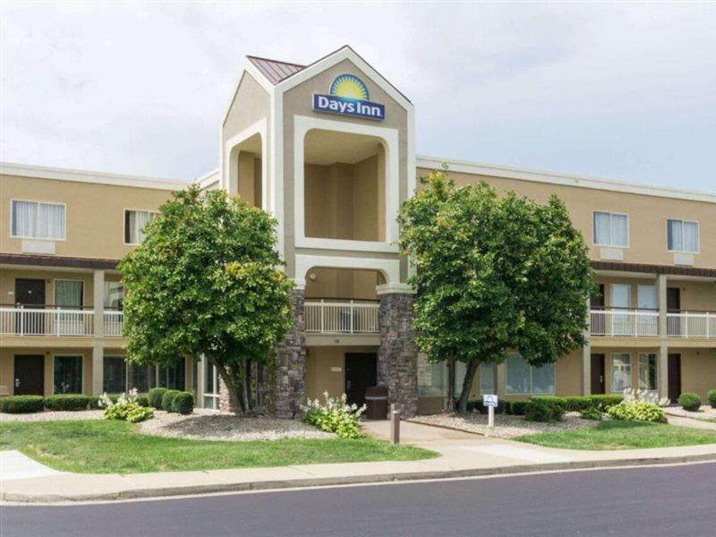 Days Inn By Wyndham Florence Cincinnati Area Экстерьер фото