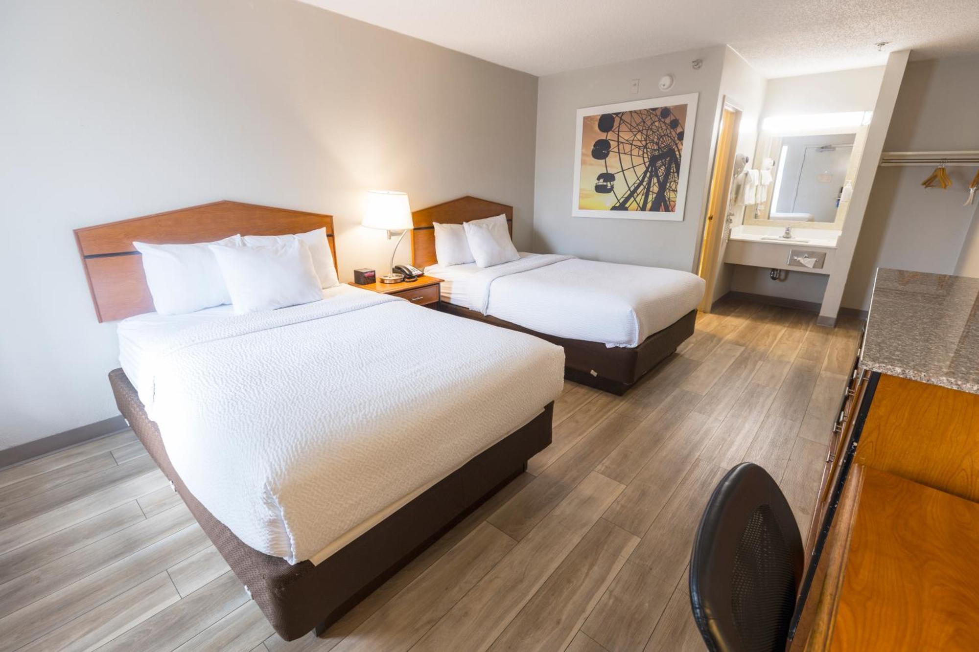 Days Inn By Wyndham Florence Cincinnati Area Экстерьер фото